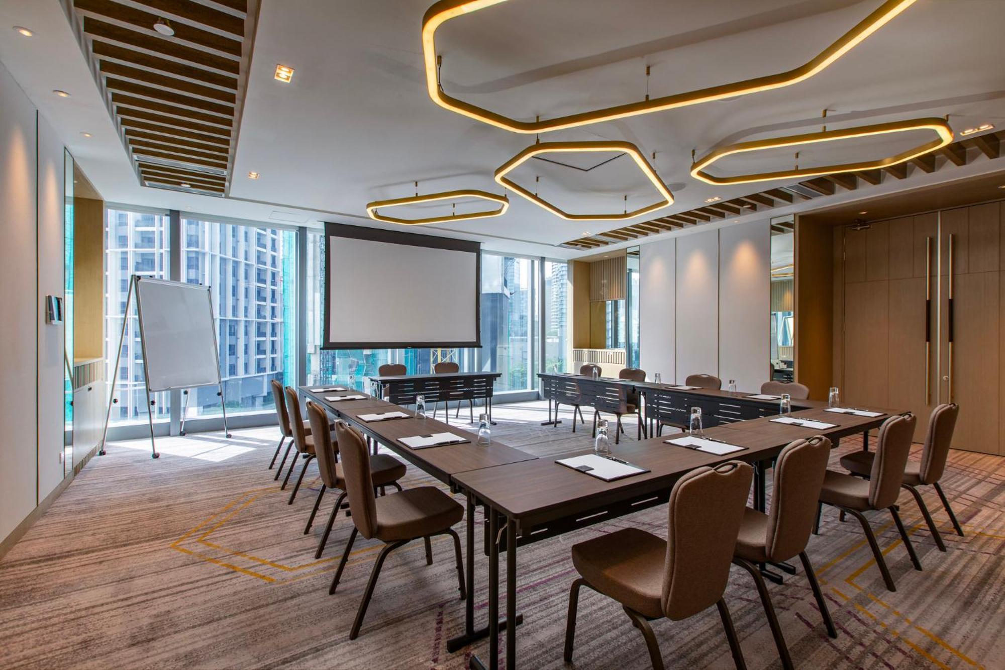 Crowne Plaza Kuala Lumpur City Centre By Ihg Экстерьер фото
